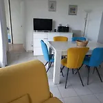 Accès Direct à La Apartamento